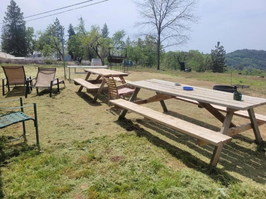 At Sequoia Mountain Farms - Bring Your Own Tent Or Rv - No Bedrooms Or Beds Provided Campsite