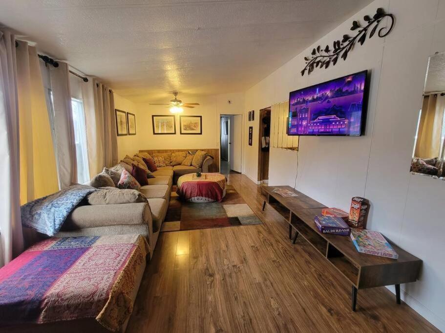 At Sequoia Mountain Farms - Bring Your Own Tent Or Rv - No Bedrooms Or Beds Provided Campsite Miramonte